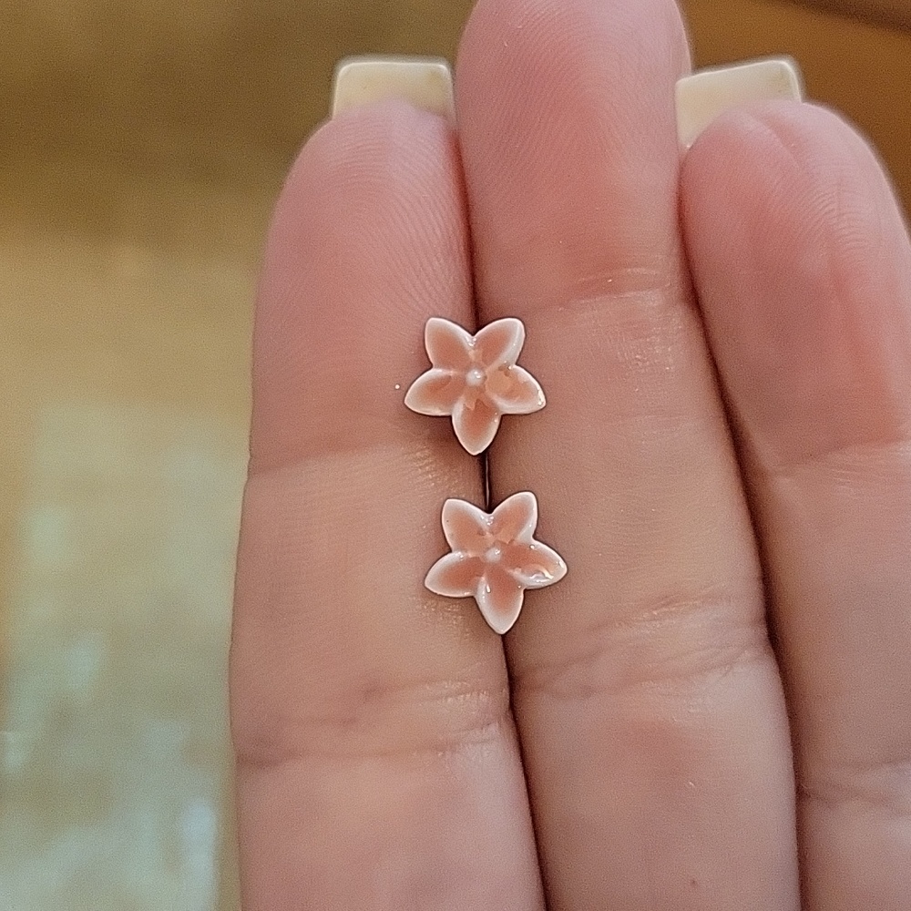 Plumeria Flower Ceramic Stud Earrings - Picture 7 of 8